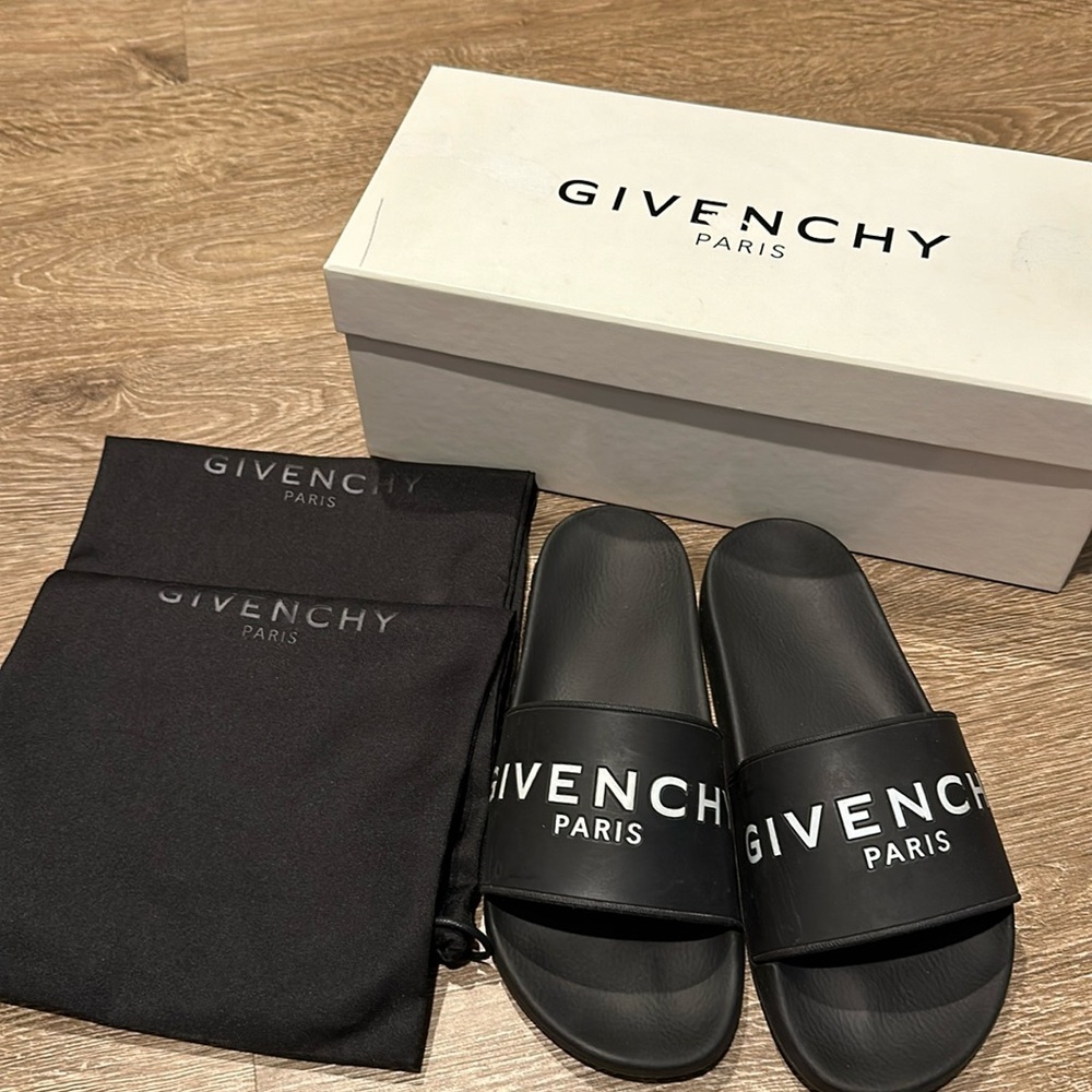 Givenchy black slides